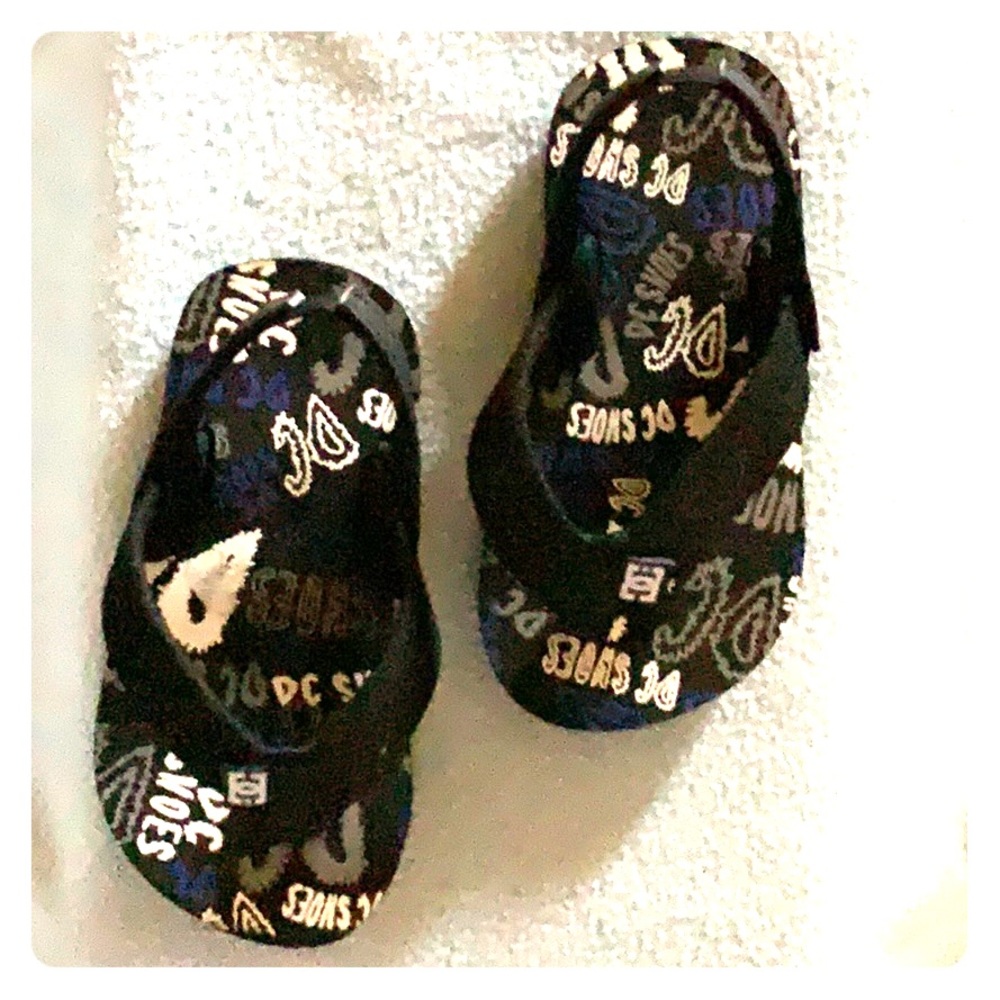 Baby DC flip flops!